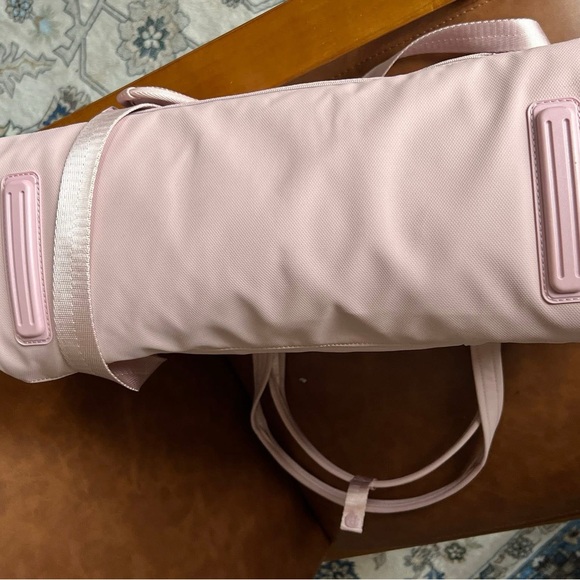 Portland Gear Large Cascade Tote in Blush - Picture 10 of 12